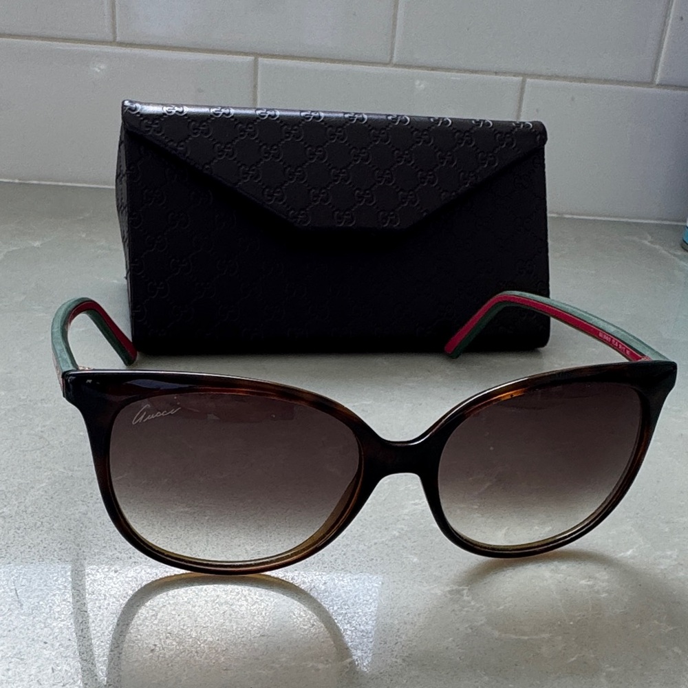 Gucci Tortoise Shell Sunglasses with Black Case